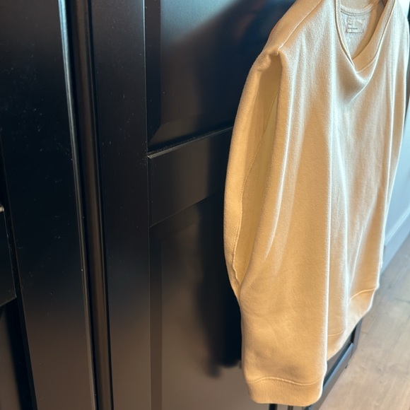 OAK + FORT SLEEVELESS CREW - Picture 3 of 3